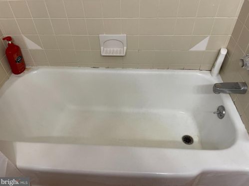 1109 Delsea Dr, West Deptford NJ 08093-2252 exterior