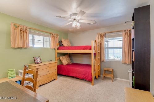 2145 Clarendon Ave, Phoenix AZ 85031-3142 exterior