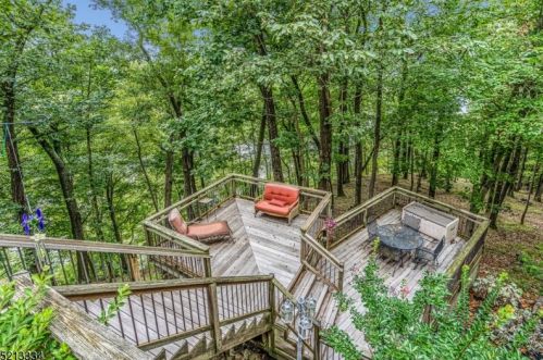 199 Spring Garden Rd, Milford, NJ 08848-3601