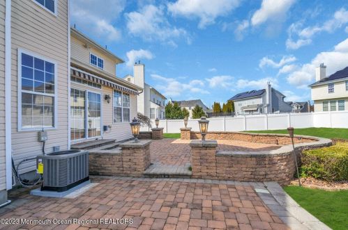 111 Picadilly Dr, Jackson Twp NJ  08527-1290 exterior