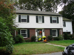 36 Kingston Rd, Newton, MA 02461-1014