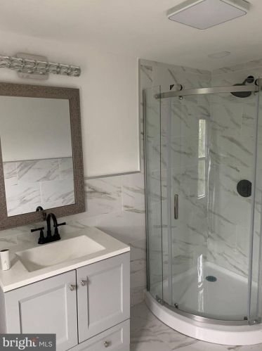 262 Barber Ave, West Deptford NJ  08096-2613 exterior