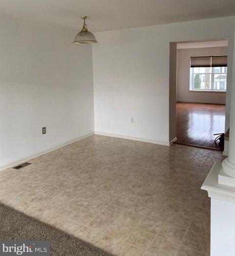 25 Highgrove Ct, West Deptford NJ 08086-3814 exterior