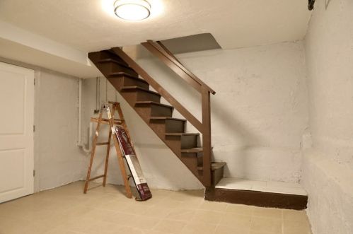 32 Sutherland Rd, Arlington MA  02476-5746 exterior