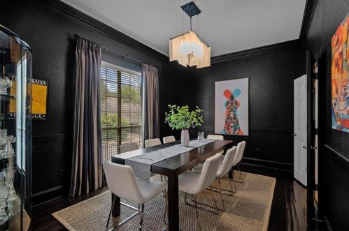 2455 Halloran St, Fort Worth TX 76107-6631 exterior