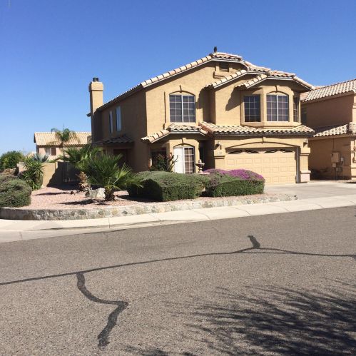 1702 Blackhawk Dr, Phoenix, AZ 85024-4317