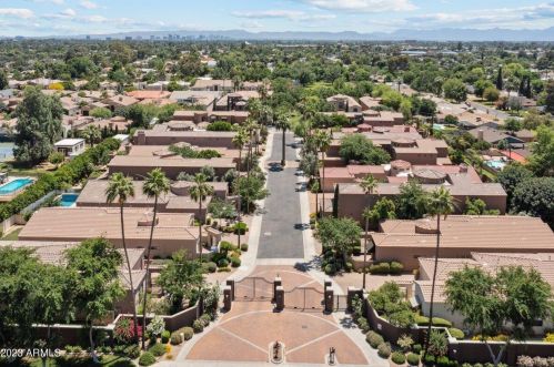 7814 16th Dr, Phoenix AZ  85021-7919 exterior