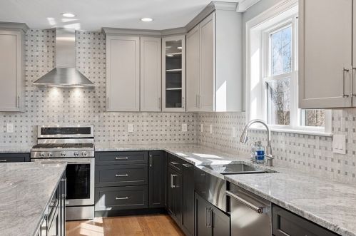 10 Bliss Rd, North Reading MA exterior