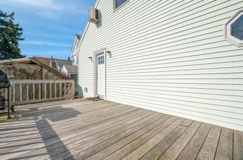 79 Hamden Cir, Quincy MA 02170-2101 exterior