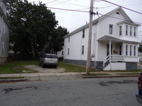 451 Summer St, New Bedford, MA 02740-5640