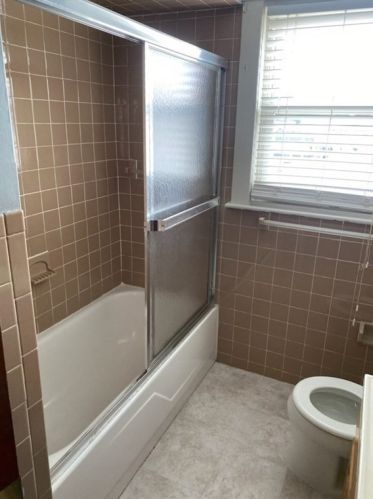 67 Barnes St, Fall River MA 02723-3205 exterior