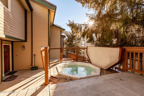 545 Deer Valley Dr, Park City UT  exterior