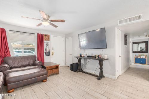 6340 Berkeley Rd, Phoenix AZ 85035-4620 exterior