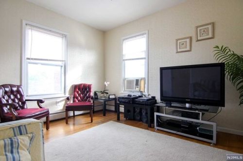 789 Kearny Ave, Kearny NJ 07032-2507 exterior