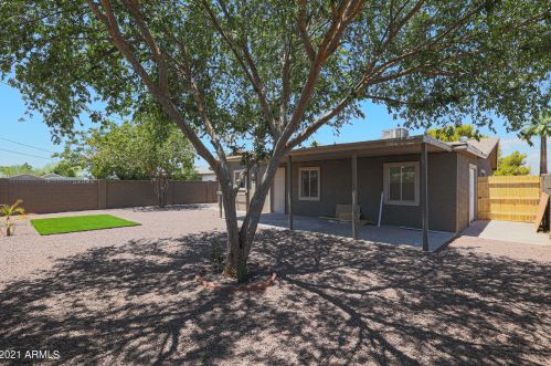 837 El Caminito Dr, Phoenix AZ 85051-9114 exterior