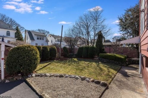 68 Bremond St, Belleville NJ 07109-2734 exterior