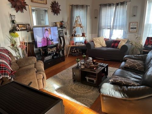 235 Mott St, Fall River MA 02721-2779 exterior