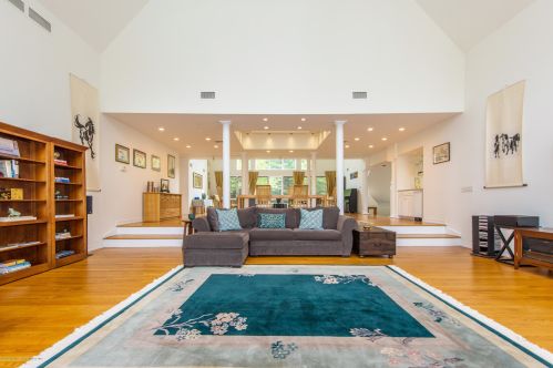 125 Bridges Rd, Little Silver NJ 07739-1634 exterior