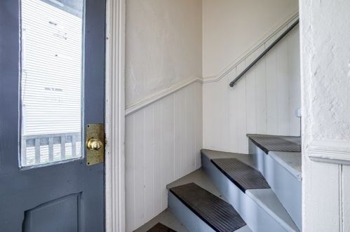 30 Esther St, Worcester MA 01607-1036 exterior