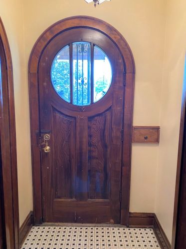 1829 Clinton Ave, Forest View, IL 60402-1610