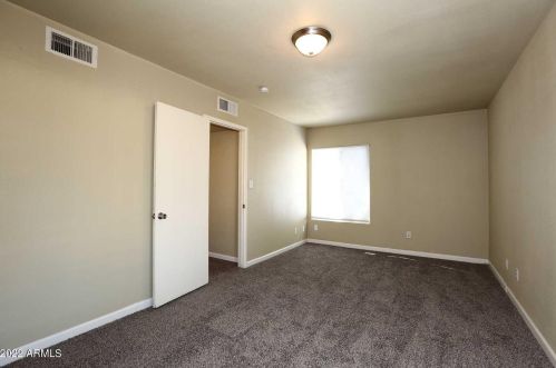 3763 Crocus Dr, Phoenix AZ 85032-5420 exterior