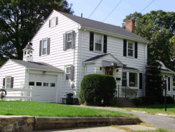 27 Fernwood Rd, Newton, MA 02465-1807