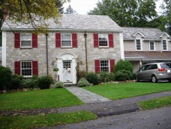 15 Gould Rd, Newton, MA 02468-2120