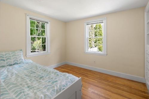 18 Stoddard Rd, Hingham MA 02043-2941 exterior