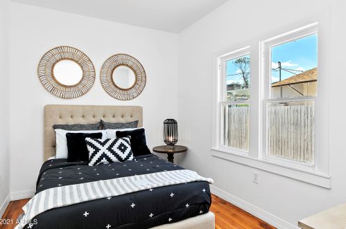 2521 11th St, Phoenix AZ 85006-1038 exterior