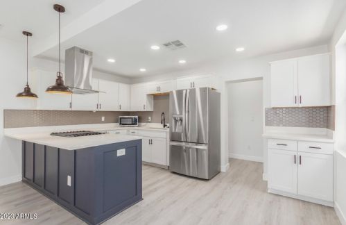 912 4 Ave, Phoenix AZ 85013-3034 exterior