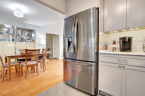 10 Concord Ct, Tinton Falls NJ 07701-5414 exterior