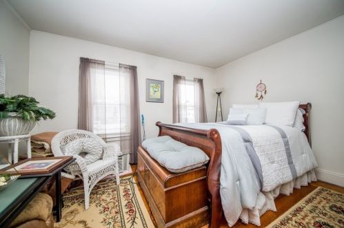 20 Myrtle St, Taunton MA 02780-4112 exterior