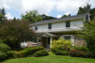 412 Church Rd, Milford NJ  08848-1868 exterior