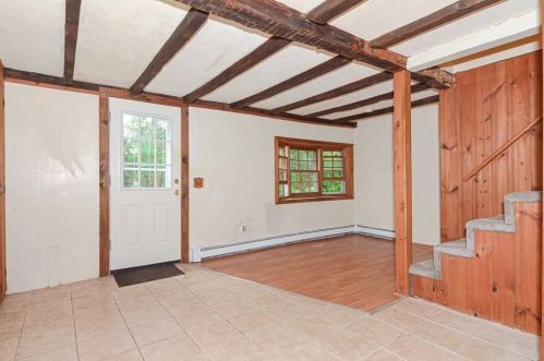 203 Precinct St, Taunton MA 02718-1211 exterior