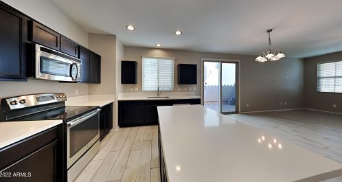 7750 Alvarado Rd, Phoenix, AZ 85035-5077