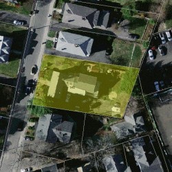 140 Jewett St, Newton MA  02458-1525 aerial view