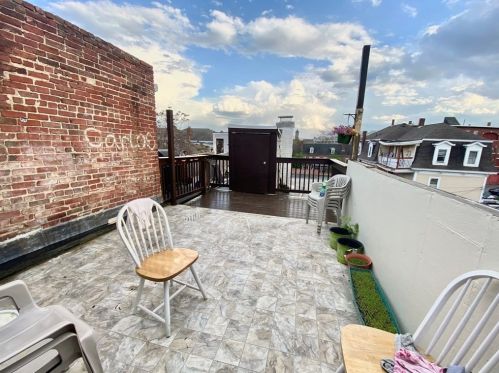 42 Summer St, Lawrence MA 01840-1718 exterior