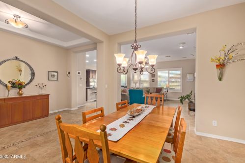 1816 Eagle Talon Trl, Phoenix AZ 85085-5344 exterior