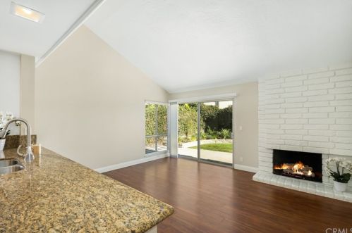 14732 Sweetan St, Irvine CA 92604-2425 exterior