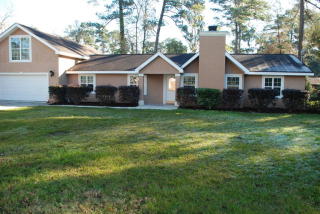 410 Shore Dr, Brunswick GA  31520-1662 exterior