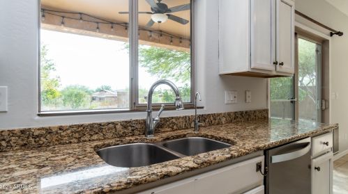 27626 18th Dr, Phoenix AZ  85085-5325 exterior