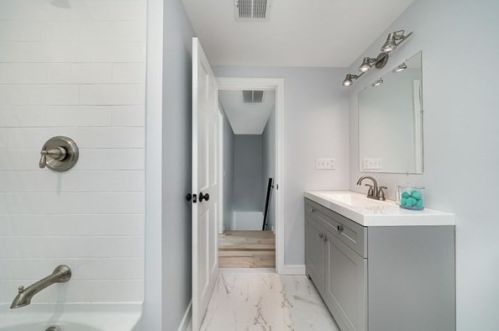 15 Sidney Rd, Harwich MA  02645-1223 exterior