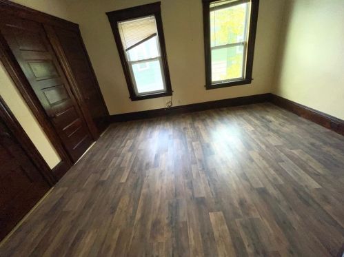 30 St, Worcester MA 01604-4413 exterior