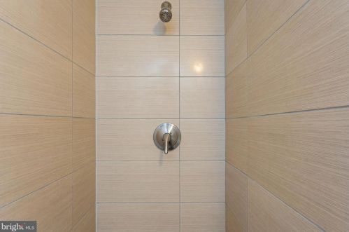 252 Greenwich Ave, West Deptford NJ  08066-2229 exterior