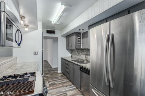 11022 35 Dr, Phoenix AZ 85053-7613 exterior