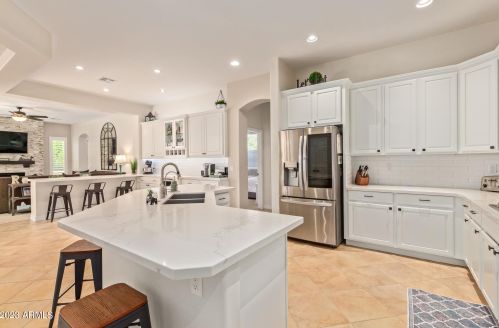 26518 51st Dr, Phoenix AZ  85083-1274 exterior