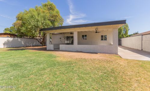 2544 Clarendon Ave, Phoenix AZ 85033-4124 exterior