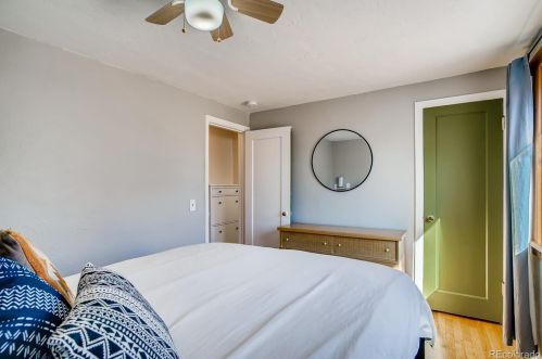 3384 Corona St, Englewood CO 80113-2827 exterior