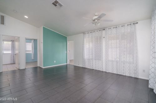 9980 Devonshire Ave, Phoenix AZ  85037-2504 exterior