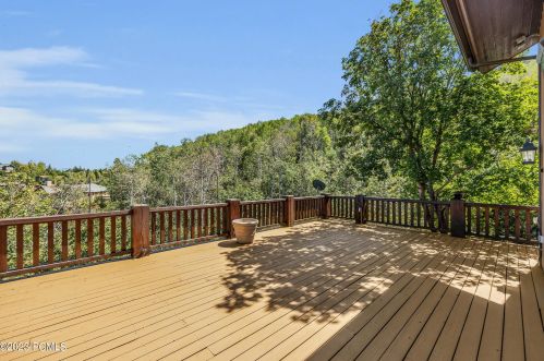 3341 Buckboard Dr, Park City UT 84098-5304 exterior